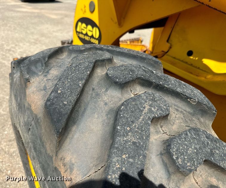 image for item DN4722 1997 JCB 210S  backhoe