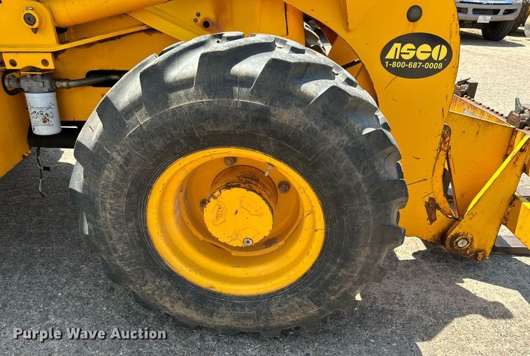 image for item DN4722 1997 JCB 210S  backhoe