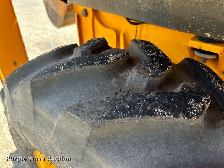 image for item DN4722 1997 JCB 210S  backhoe