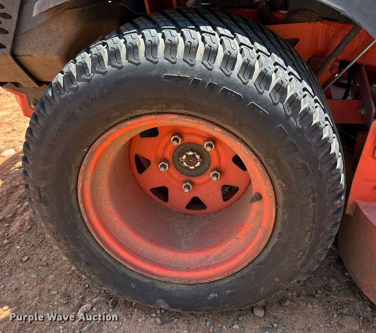 image for item DN4726 Kubota Z725KH  ZTR lawn mower