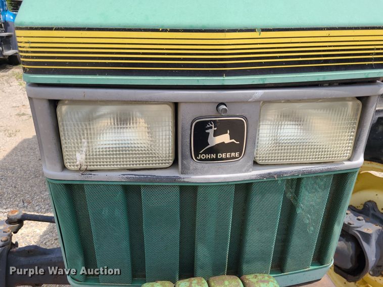 image for item DN8525 1997 John Deere 5500  MFWD tractor