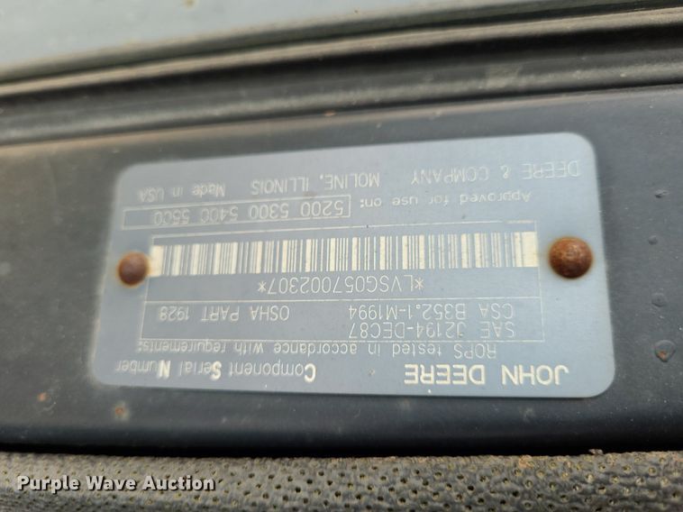 image for item DN8525 1997 John Deere 5500  MFWD tractor