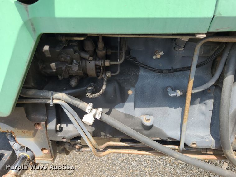 image for item DN8525 1997 John Deere 5500  MFWD tractor