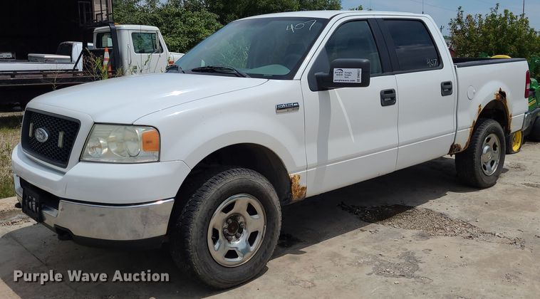image for item DN8527 2005 Ford F150 XL  SuperCrew pickup truck
