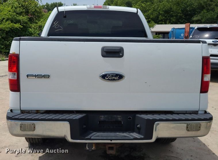 image for item DN8527 2005 Ford F150 XL  SuperCrew pickup truck