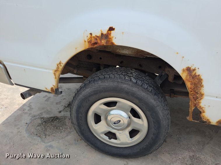 image for item DN8527 2005 Ford F150 XL  SuperCrew pickup truck