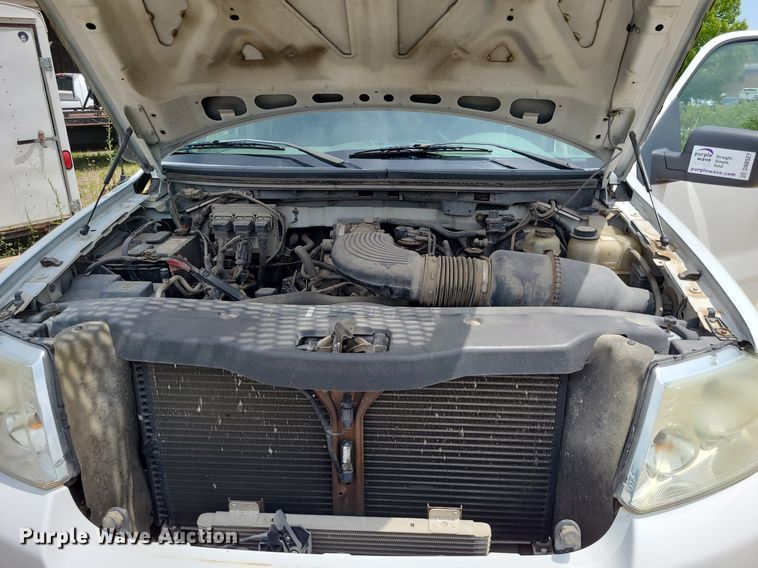 image for item DN8527 2005 Ford F150 XL  SuperCrew pickup truck