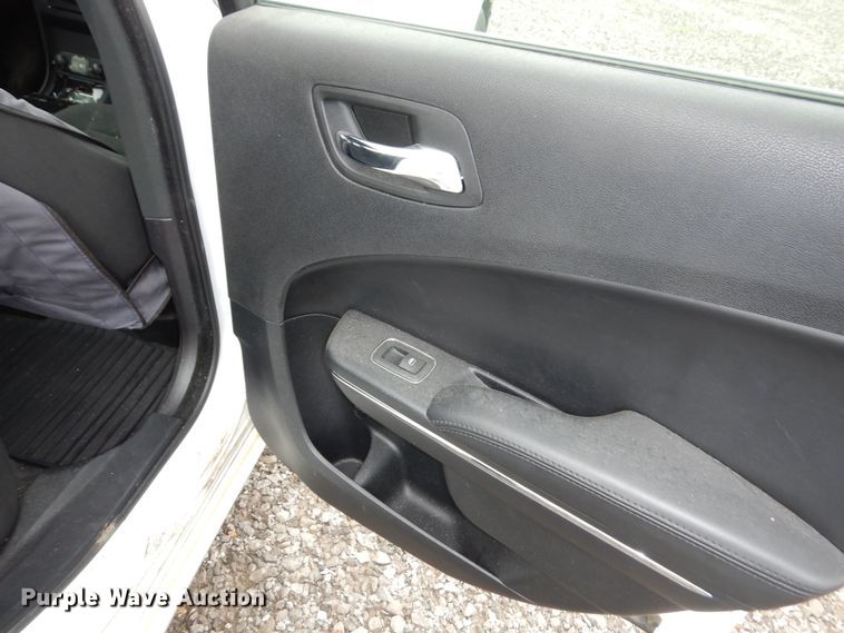 image for item DN8552 2013 Dodge  Charger Police