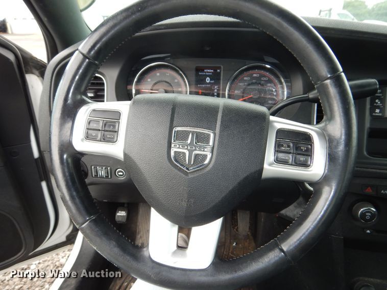 image for item DN8552 2013 Dodge  Charger Police