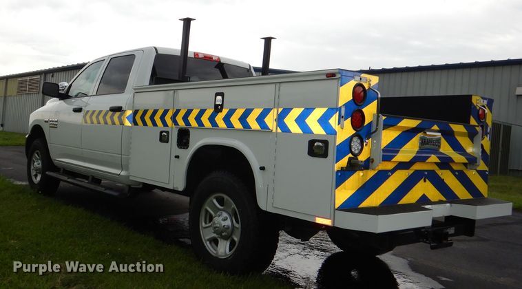 image for item DN8555 2018 Dodge Ram 2500 HD  Crew Cab utility bed pickup truck