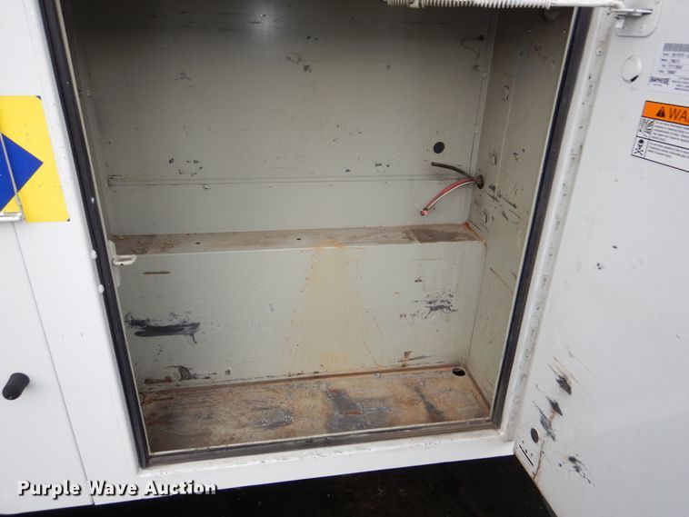 image for item DN8555 2018 Dodge Ram 2500 HD  Crew Cab utility bed pickup truck