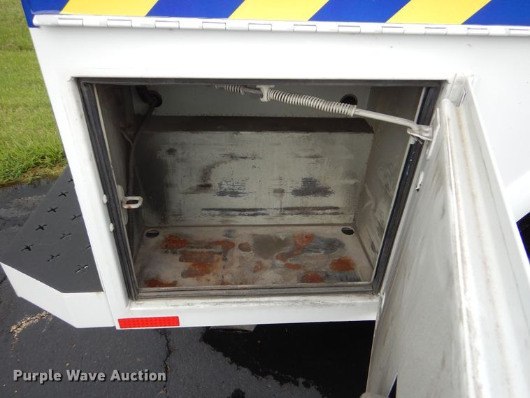 image for item DN8555 2018 Dodge Ram 2500 HD  Crew Cab utility bed pickup truck