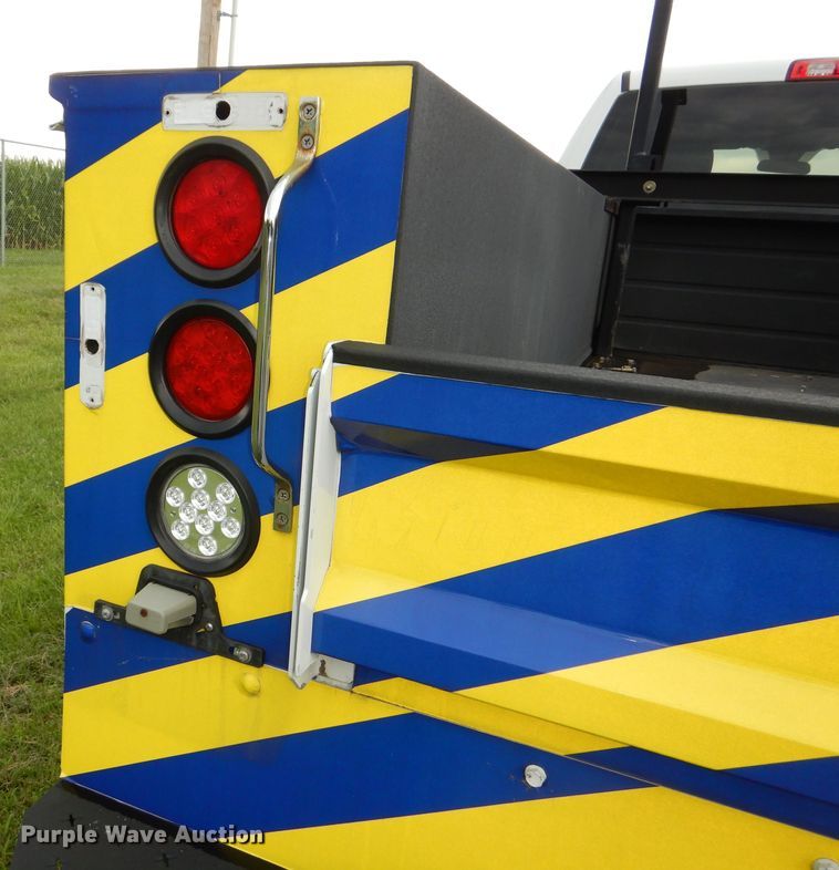 image for item DN8555 2018 Dodge Ram 2500 HD  Crew Cab utility bed pickup truck