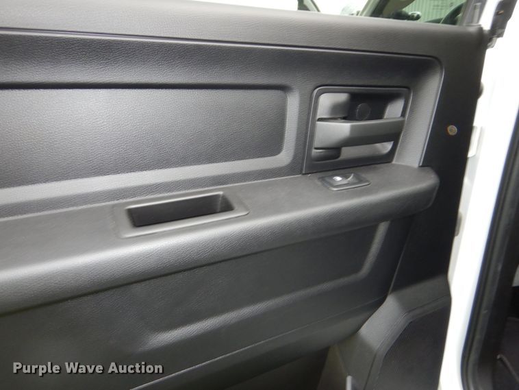 image for item DN8555 2018 Dodge Ram 2500 HD  Crew Cab utility bed pickup truck