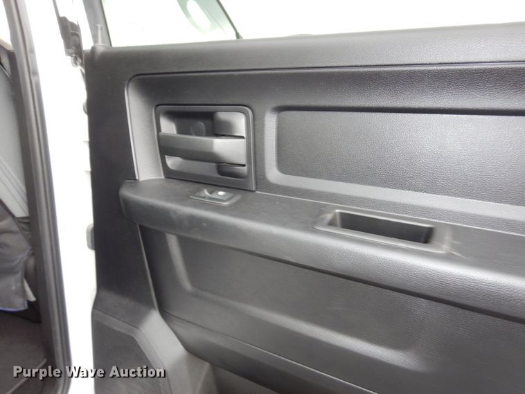 image for item DN8555 2018 Dodge Ram 2500 HD  Crew Cab utility bed pickup truck