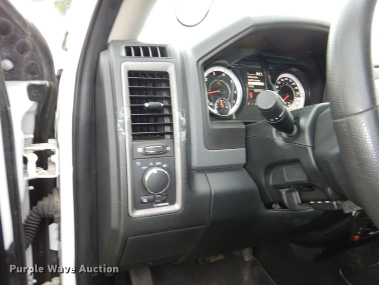 image for item DN8555 2018 Dodge Ram 2500 HD  Crew Cab utility bed pickup truck