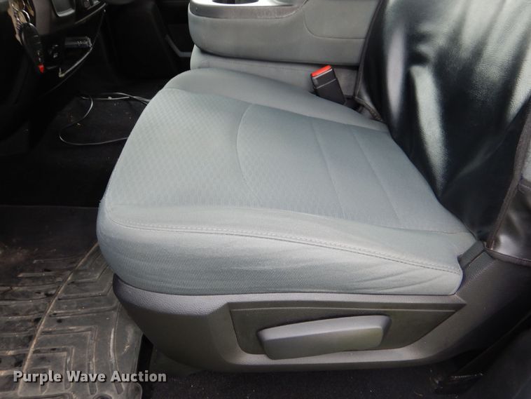 image for item DN8555 2018 Dodge Ram 2500 HD  Crew Cab utility bed pickup truck