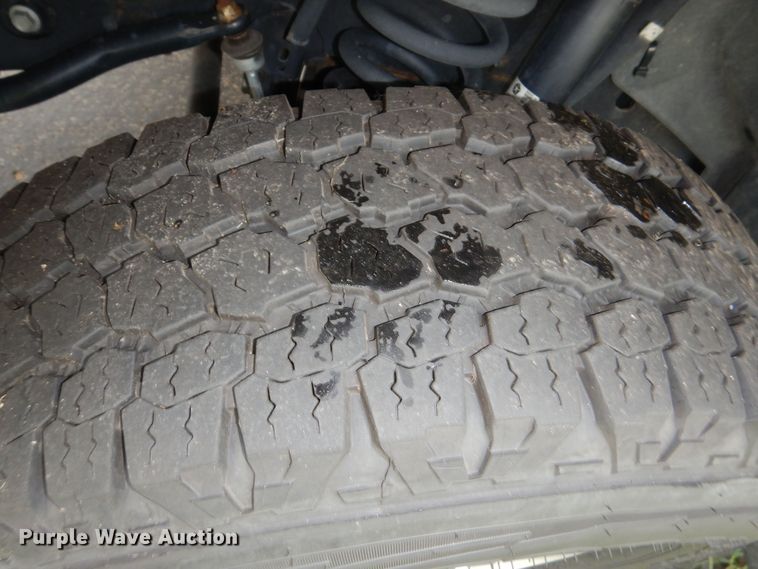 image for item DN8555 2018 Dodge Ram 2500 HD  Crew Cab utility bed pickup truck