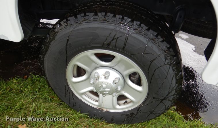 image for item DN8555 2018 Dodge Ram 2500 HD  Crew Cab utility bed pickup truck