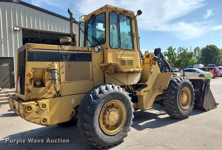 image for item DN8564 1987 Caterpillar IT28B  wheel loader
