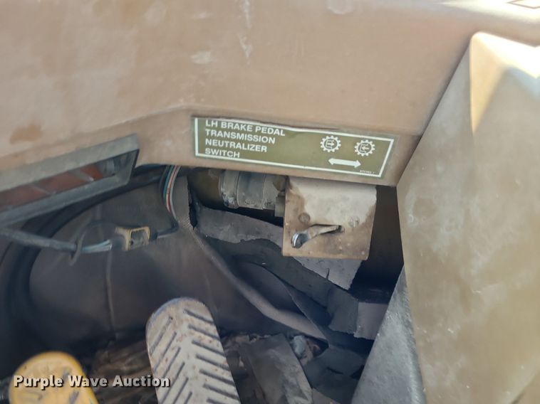 image for item DN8564 1987 Caterpillar IT28B  wheel loader