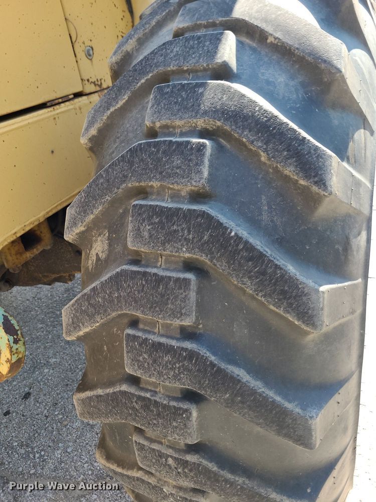 image for item DN8564 1987 Caterpillar IT28B  wheel loader