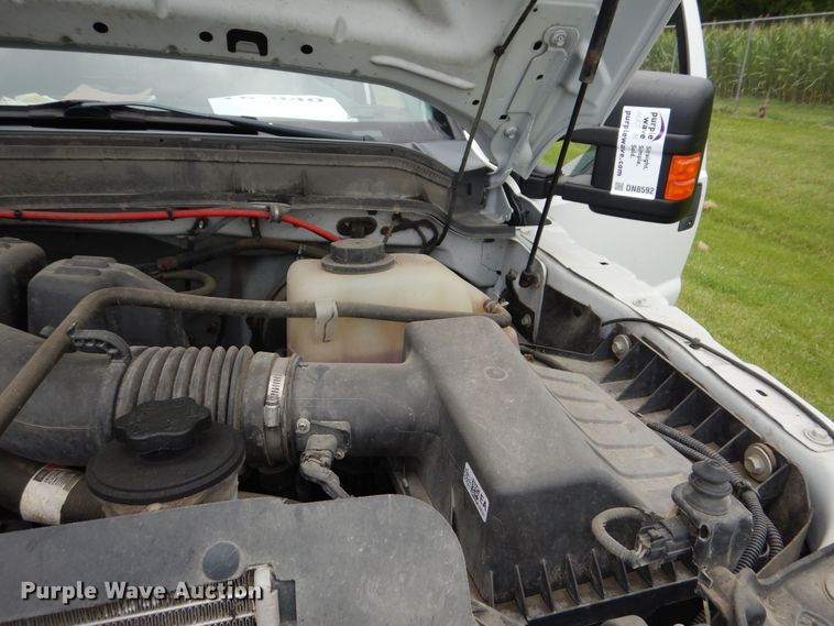 image for item DN8592 2016 Ford F250 Super Duty XL  Crew Cab utility bed pickup truck