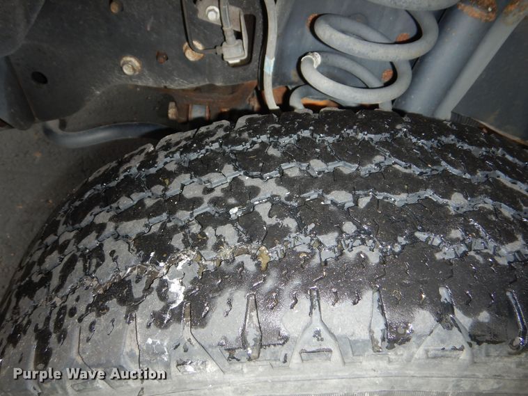 image for item DN8592 2016 Ford F250 Super Duty XL  Crew Cab utility bed pickup truck