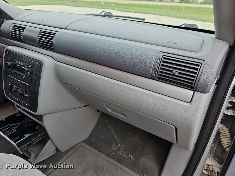 image for item DN8608 2007 Ford Freestar SE  van