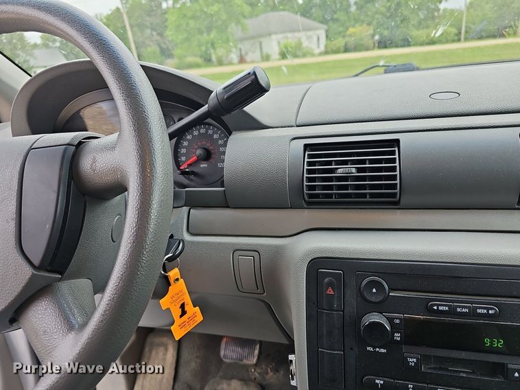 image for item DN8608 2007 Ford Freestar SE  van