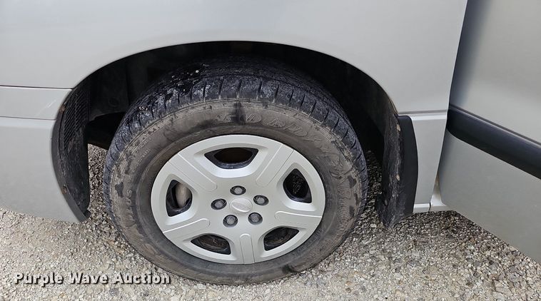 image for item DN8608 2007 Ford Freestar SE  van