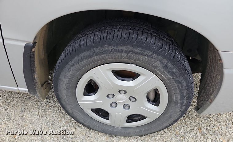 image for item DN8608 2007 Ford Freestar SE  van