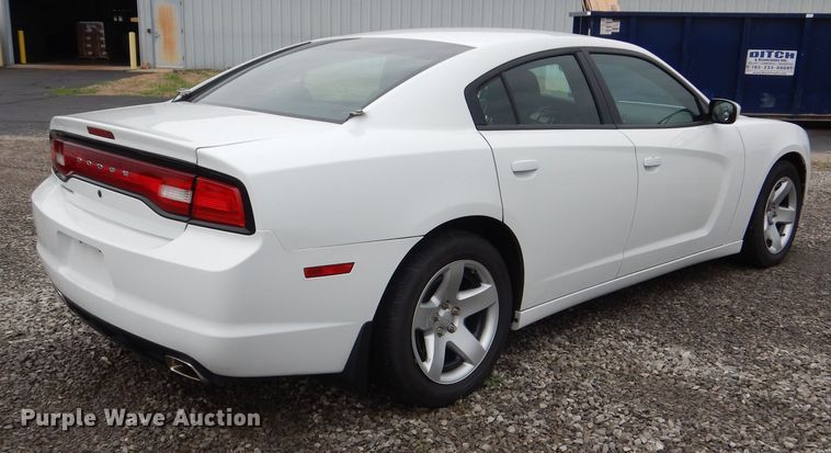 image for item DN8615 2013 Dodge  Charger Police