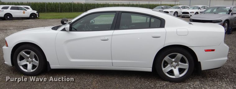 image for item DN8615 2013 Dodge  Charger Police