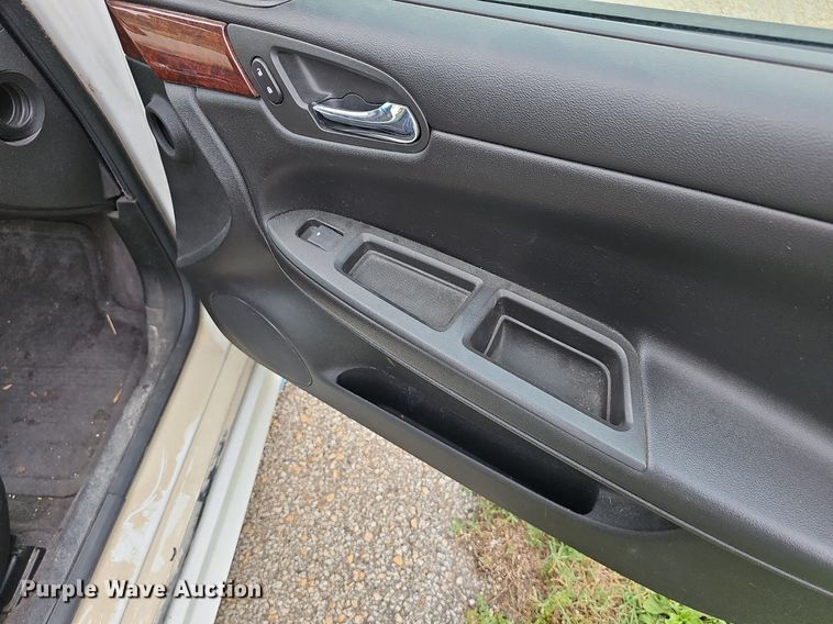 image for item DN8628 2011 Chevrolet Impala LT