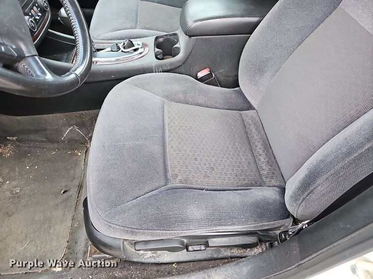 image for item DN8628 2011 Chevrolet Impala LT