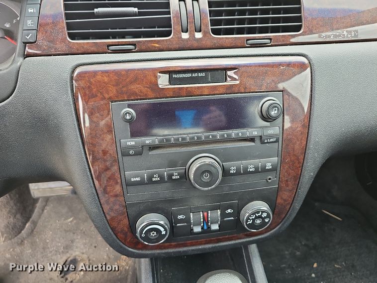 image for item DN8628 2011 Chevrolet Impala LT