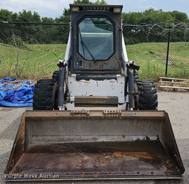 image for item DN8645 1999 Bobcat 873  skid steer loader