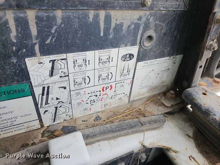 image for item DN8645 1999 Bobcat 873  skid steer loader