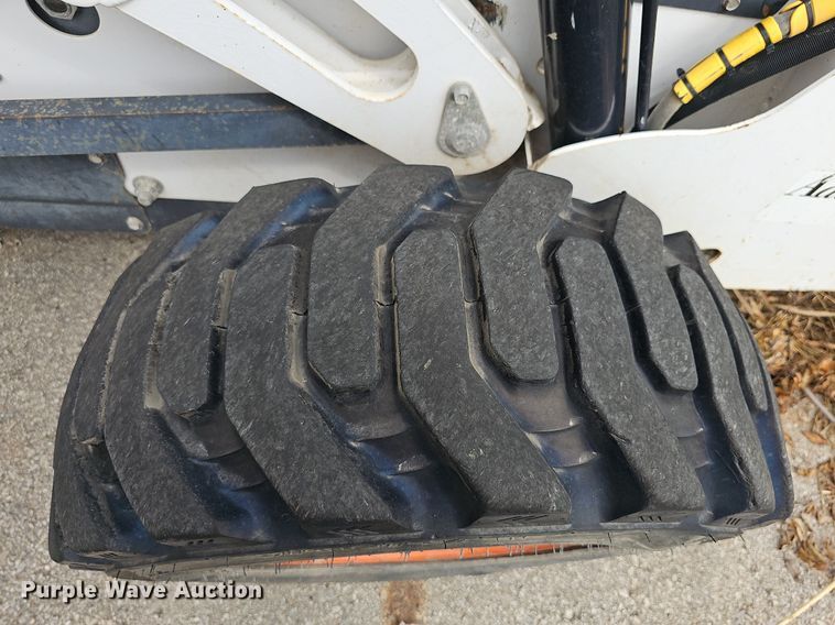 image for item DN8645 1999 Bobcat 873  skid steer loader