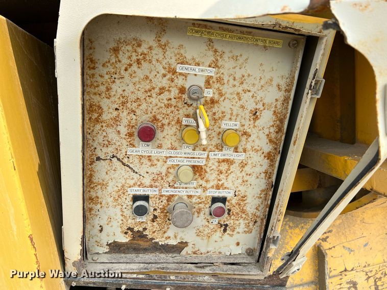 image for item DO2187 Colmar P5260  baler/logger