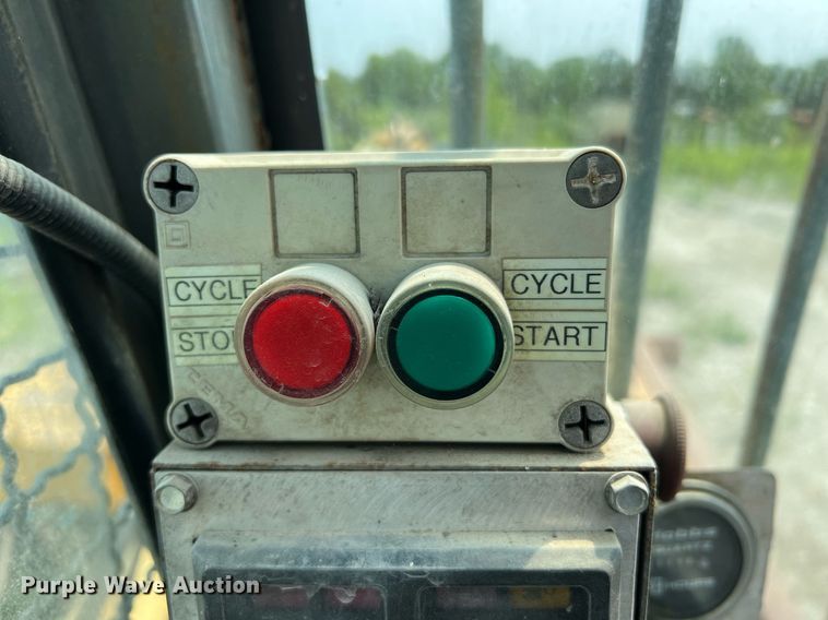 image for item DO2187 Colmar P5260  baler/logger