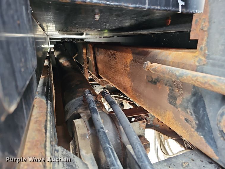 image for item DO2883 2013 International Work Star 7600  hook lift truck