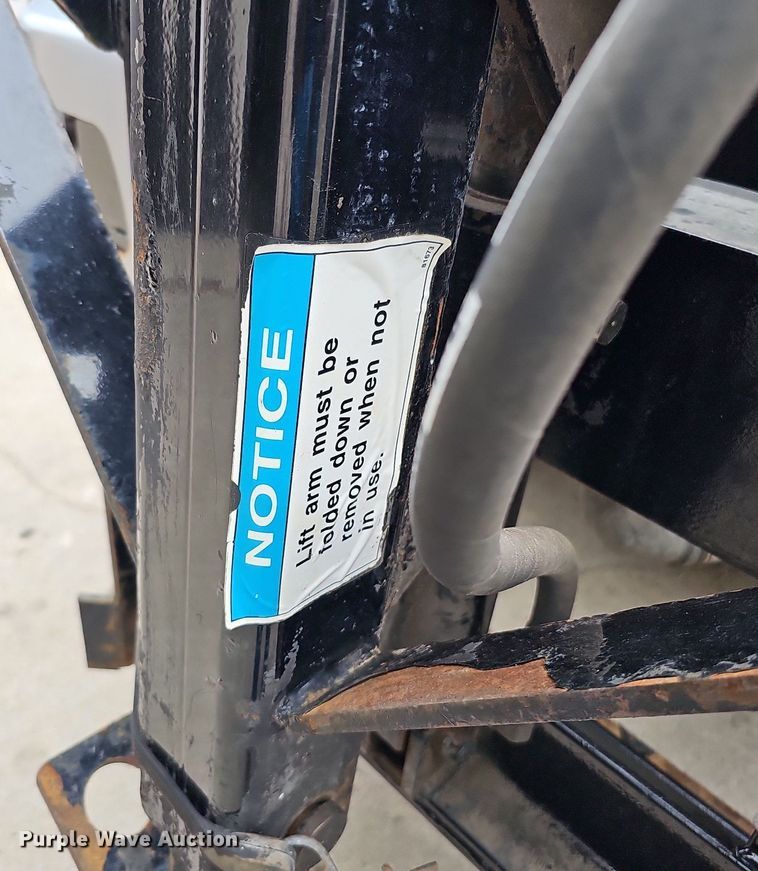 image for item DO2883 2013 International Work Star 7600  hook lift truck