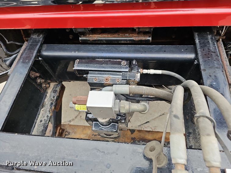 image for item DO2883 2013 International Work Star 7600  hook lift truck