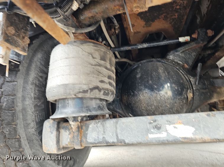 image for item DO2883 2013 International Work Star 7600  hook lift truck