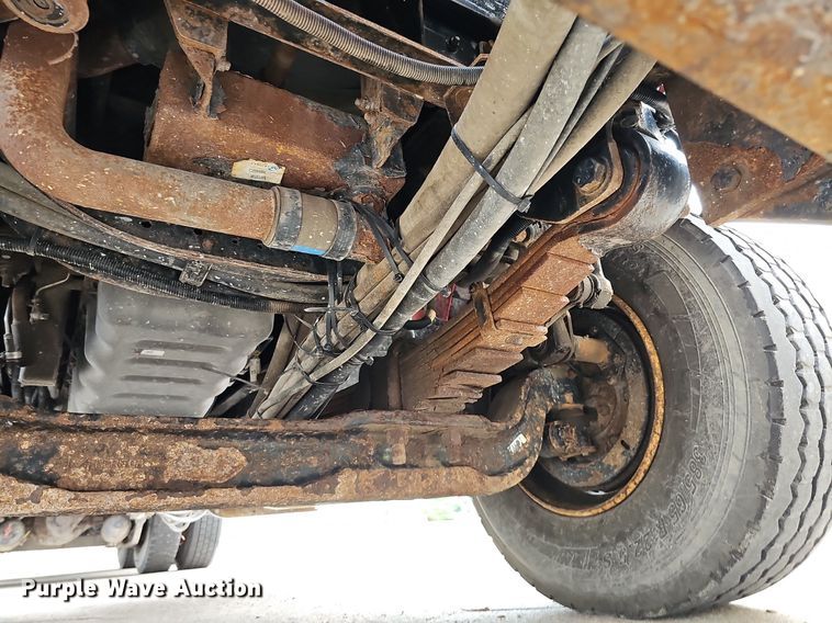 image for item DO2883 2013 International Work Star 7600  hook lift truck