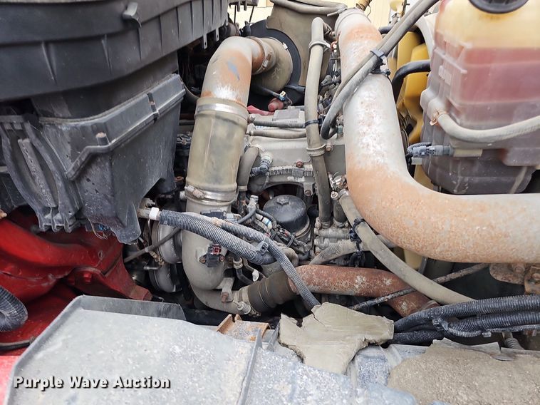 image for item DO2883 2013 International Work Star 7600  hook lift truck