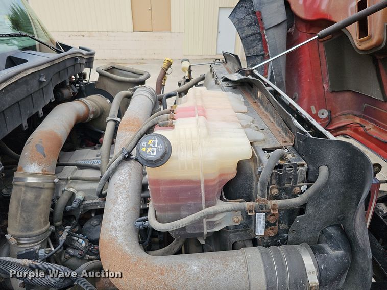 image for item DO2883 2013 International Work Star 7600  hook lift truck