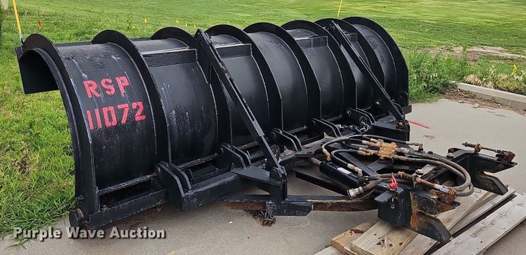 image for item DO2883 2013 International Work Star 7600  hook lift truck